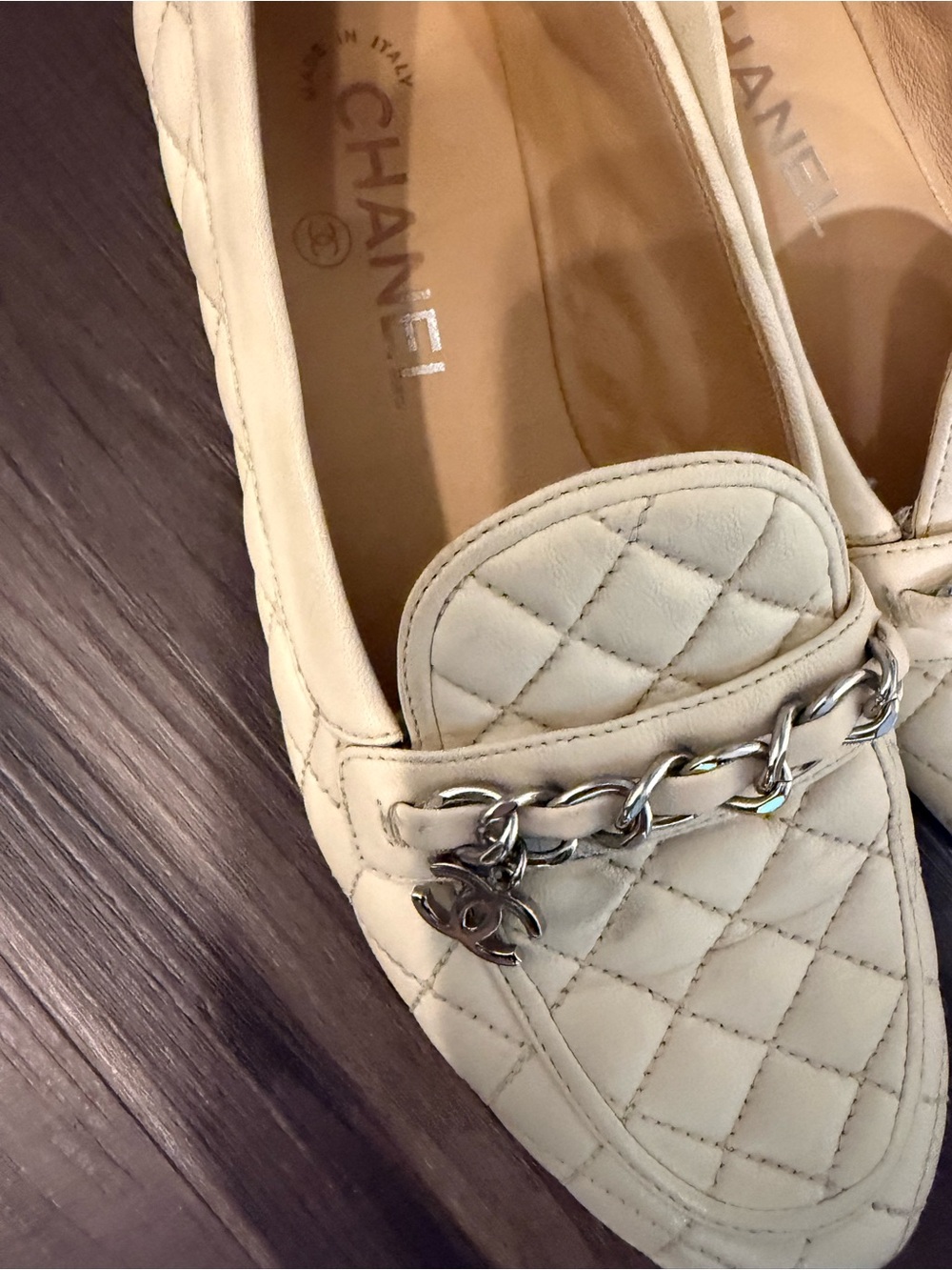 Chanel Lambskin Quilted Chain CC Loafers – Size 37 / 7 - Picture 2 of 7